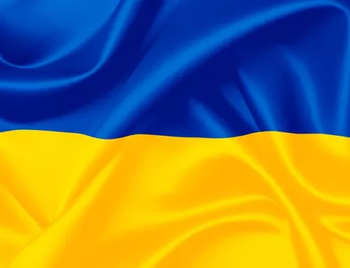 Mitarbeiterinnen und Mitarbeiter spenden für die Ukraine